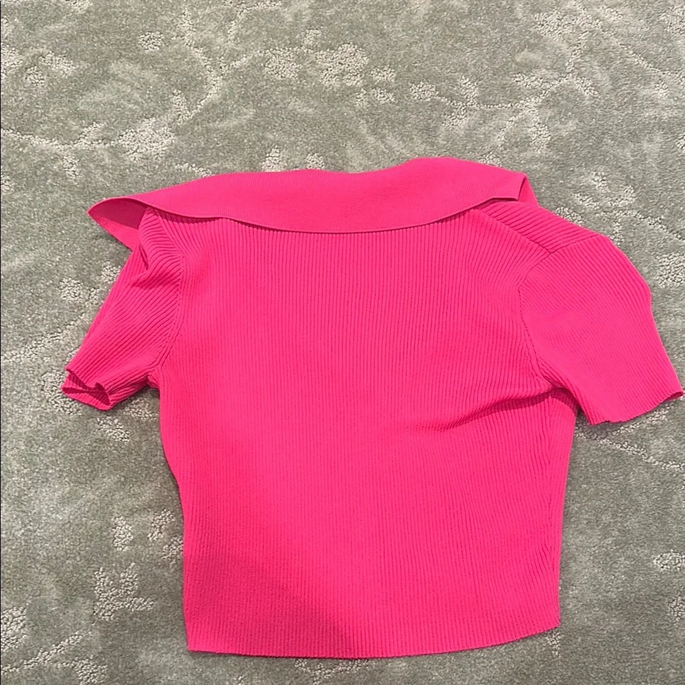 Cropped Collared Ribbed Shirt - Picture 2 of 2